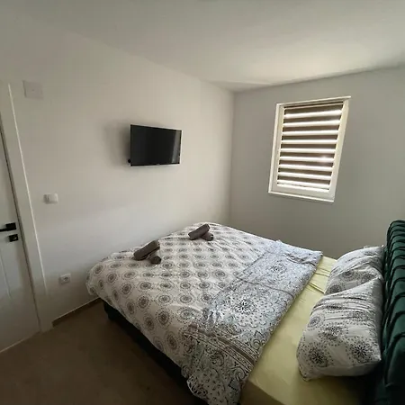 Apartman Dora 2